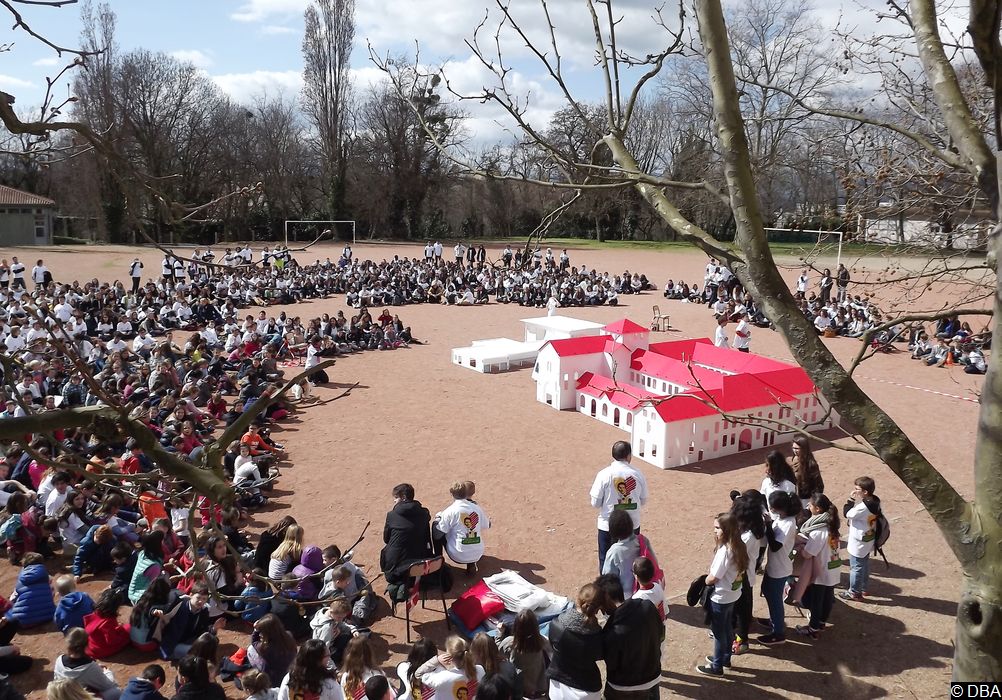 Fête aux Minimes : « Sois joyeux et deviens… »