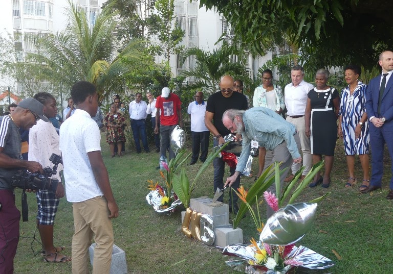 Village Lakou Bosco (Guadeloupe) : la première pierre est posée, l’action de l’association saluée par tous